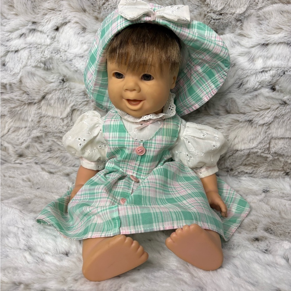 Retro Making Faces Doll. Y2K